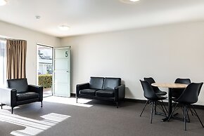 Jasmine Court Motel