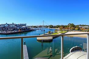 Dolphin Quay Apartments