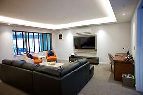 Regal Palms Resort