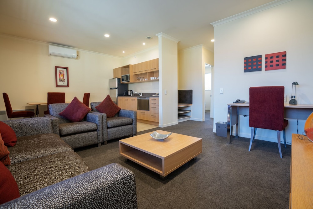 Regal Palms Resort