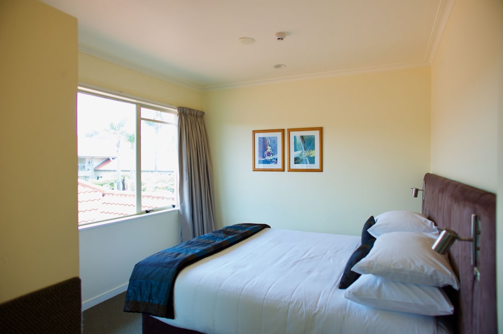 Regal Palms Resort