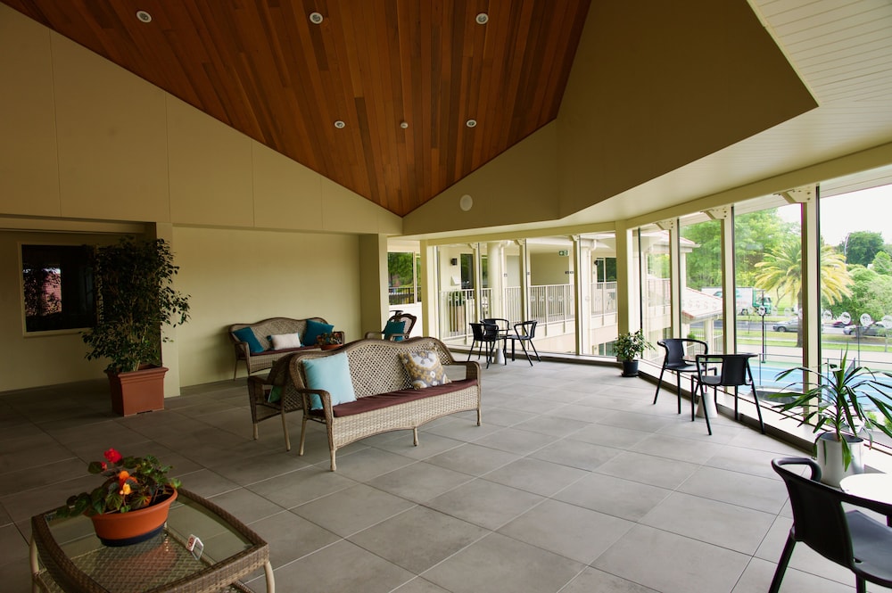 Regal Palms Resort