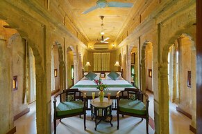 WelcomHeritage Mandir Palace