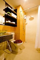 Sinsuvarn Airport Suite