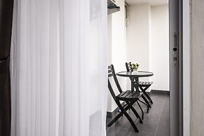 Sinsuvarn Airport Suite