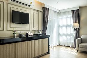 Sinsuvarn Airport Suite