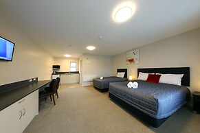 Heritage Court Lodge
