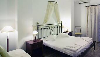 Ifestia Hotel Santorini