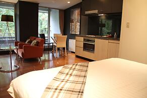 The Ridge Hotel & Apartments