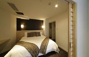 The Ridge Hotel & Apartments