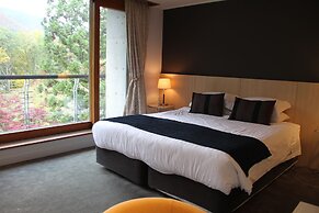 The Ridge Hotel & Apartments