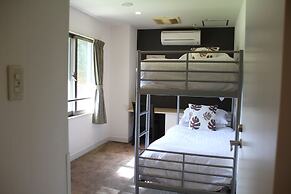 The Ridge Hotel & Apartments