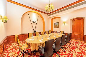 Noor-Us-Sabah Palace