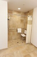 Hampton Inn & Suites by Hilton Lethbridge
