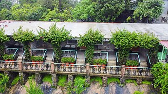 WelcomHeritage Connaught House