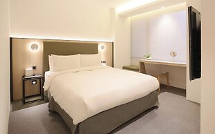 Dandy Hotel Daan Park Branch