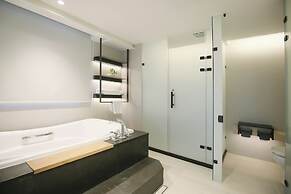 Dandy Hotel Daan Park Branch