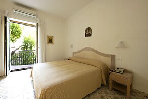 Hotel Candia