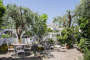 Hotel Candia
