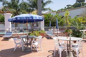 Hotel Candia