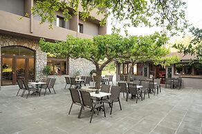 Idi Hotel