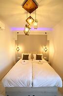 Idi Hotel