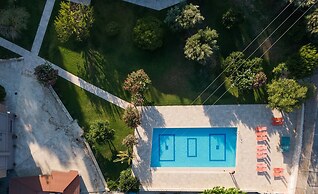 Idi Hotel