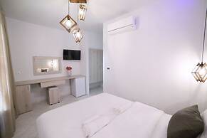 Idi Hotel