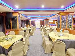 Bay Hotel Srinakarin