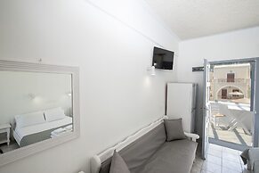 Zacharakis Studios