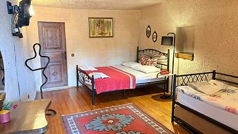 Nature Park Cave Hotel