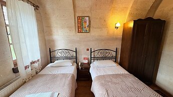 Nature Park Cave Hotel