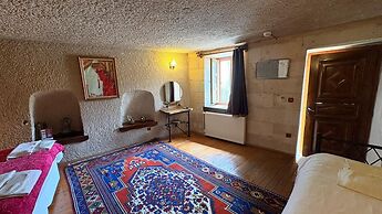 Nature Park Cave Hotel