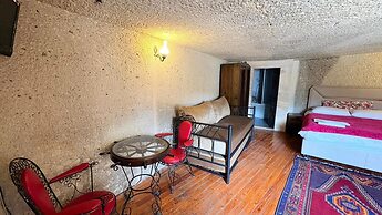 Nature Park Cave Hotel