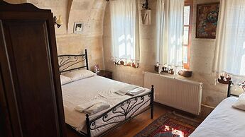 Nature Park Cave Hotel