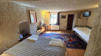 Nature Park Cave Hotel