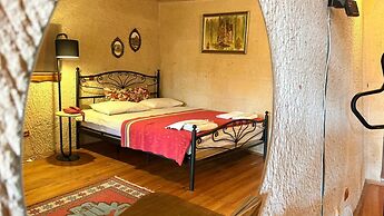 Nature Park Cave Hotel