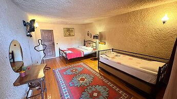 Nature Park Cave Hotel