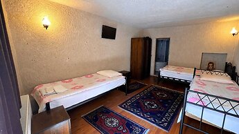 Nature Park Cave Hotel