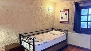 Nature Park Cave Hotel