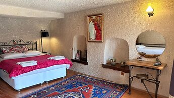 Nature Park Cave Hotel