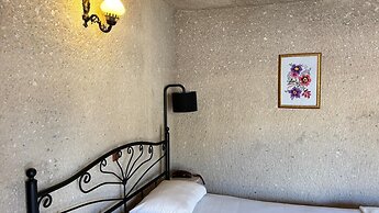 Nature Park Cave Hotel