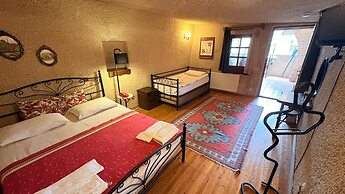 Nature Park Cave Hotel