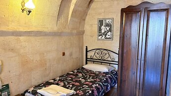 Nature Park Cave Hotel