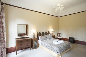 Fellworth House for Solo Travellers