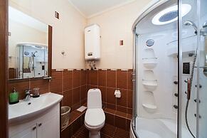 VIP House Hotel