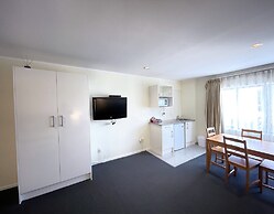 Royal Park Lodge