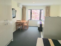 Royal Park Lodge