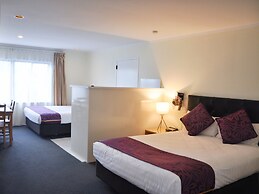 Royal Park Lodge