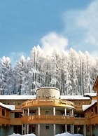 Boscone Suite Hotel